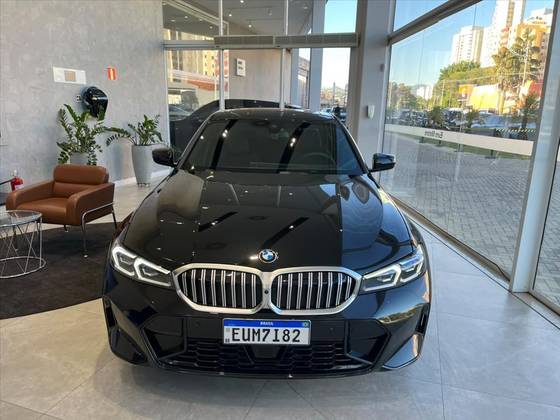 BMW 320i 2.0 16V TURBO FLEX M SPORT AUTOMÁTICO BMW 320i 2.0 16V TURBO FLEX M SPORT AUTOMÁTICO